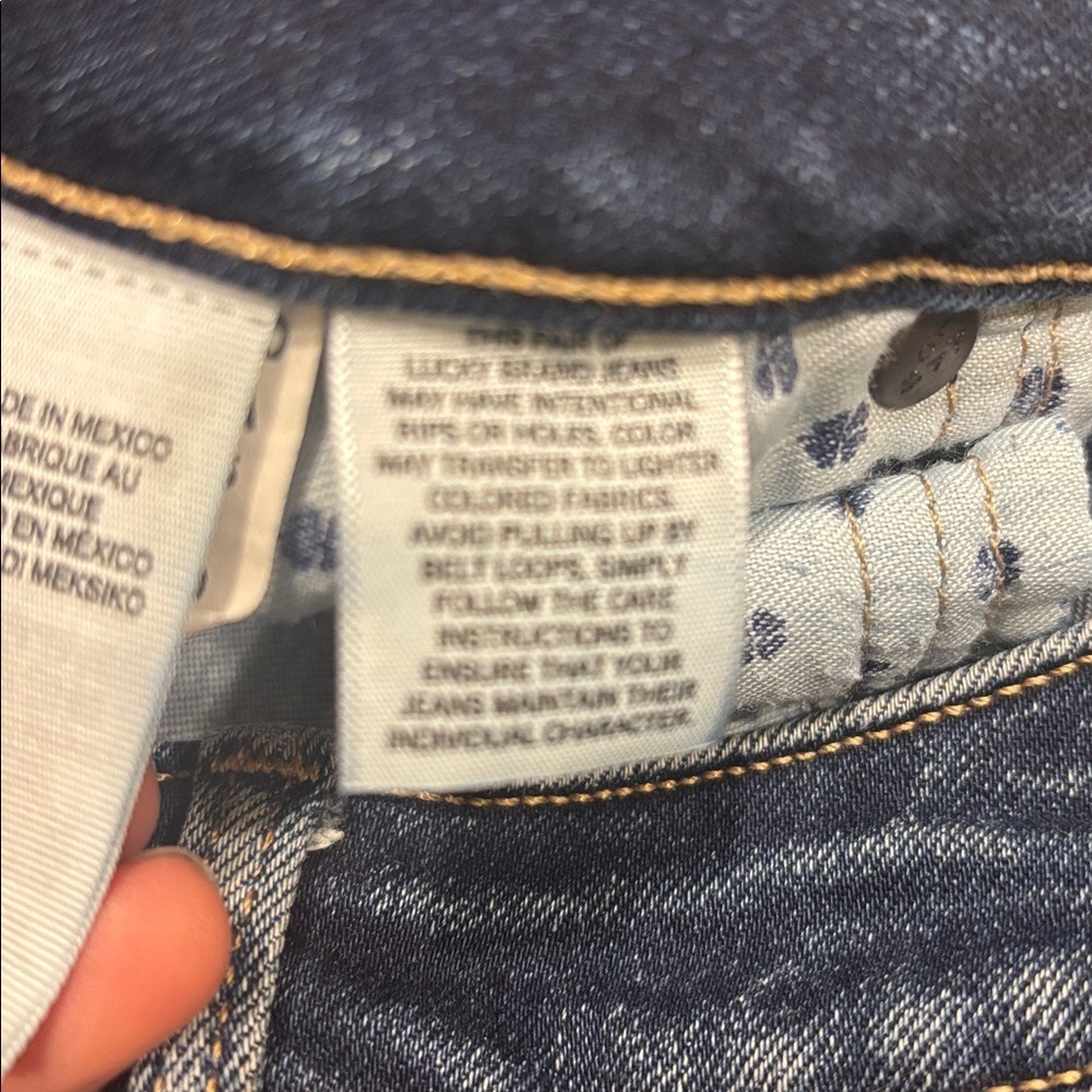 Lucky Brand Dark Blue Skinny Jeans. They are Lolita Skinny Jeans - Picture 12 of 16